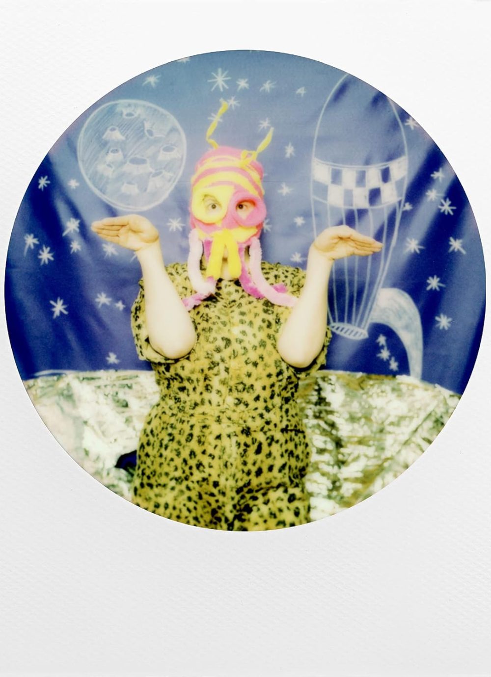 Color Film for 600 - Round Frame (6021) - Image 8